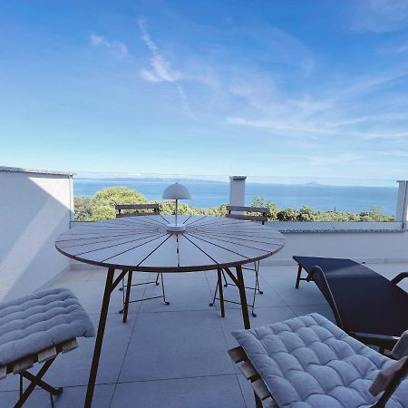 Apartment Seagreen Retreat Peruški エクステリア 写真