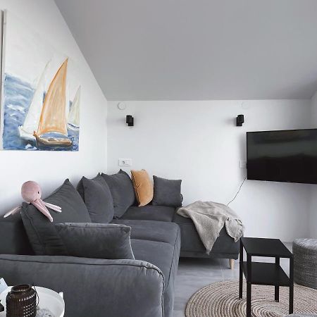 Apartment Seagreen Retreat Peruški エクステリア 写真