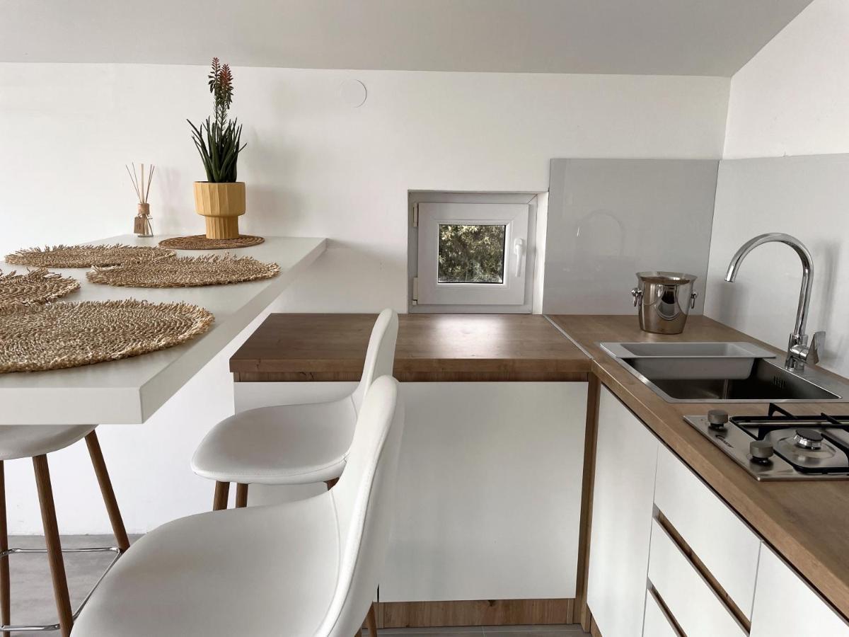 Apartment Seagreen Retreat Peruški エクステリア 写真