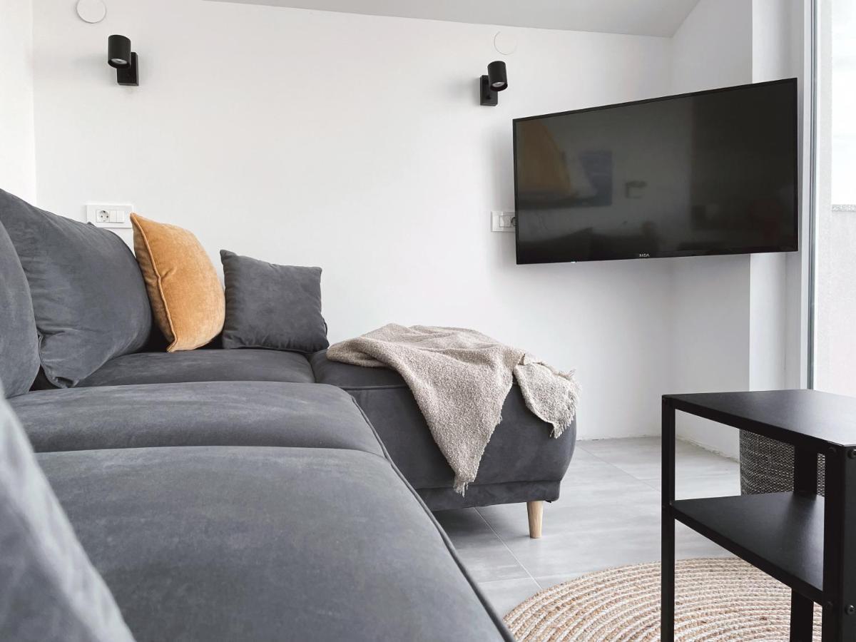 Apartment Seagreen Retreat Peruški エクステリア 写真